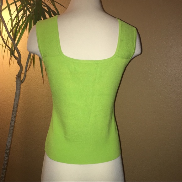 Joseph A - Lime Color Tank w/Abalone Buttons - Picture 2 of 3
